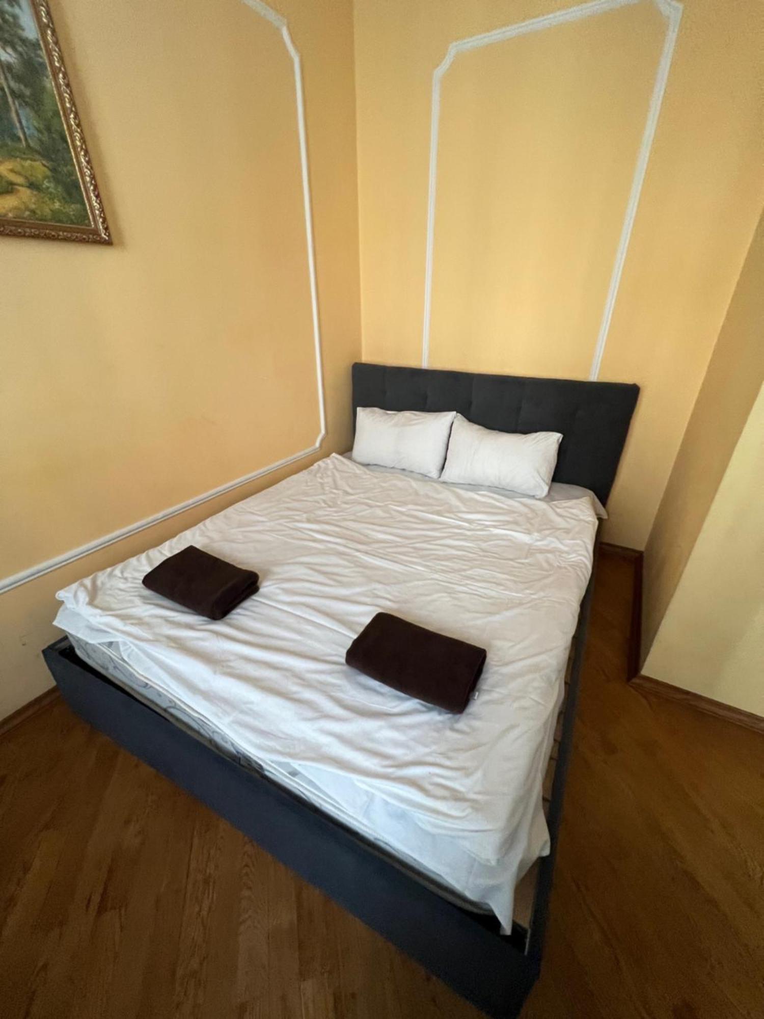 Central House Lviv Extérieur photo