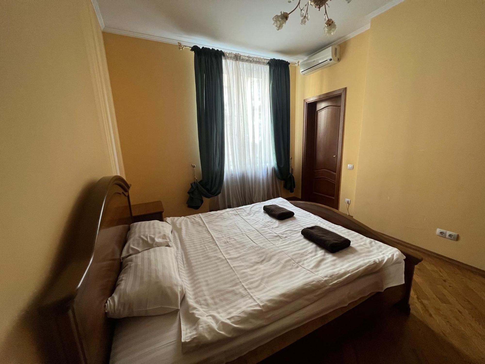 Central House Lviv Extérieur photo